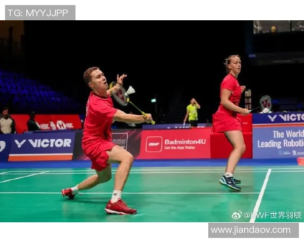 广州羽毛球队与上海羽毛球队赛后分析力量对比与战术探讨 广州羽毛球队与上海羽毛球队赛后分析力量对比与战术探讨