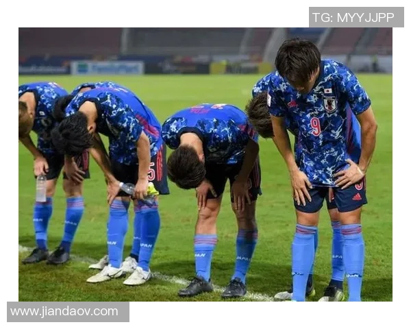 成都网球队以57分领跑大满贯积分榜展现强劲实力