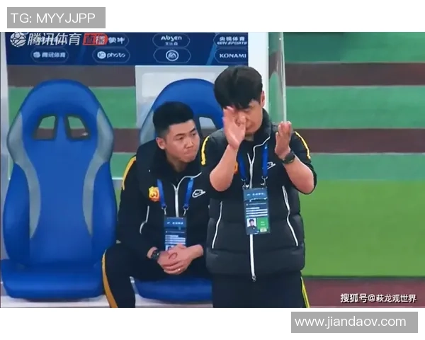 武汉篮球队节奏之争引发热议球迷观点各异探讨战术与风格 武汉篮球队节奏之争引发热议球迷观点各异探讨战术与风格